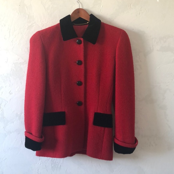 Red wool Vintage ESCADA suit.